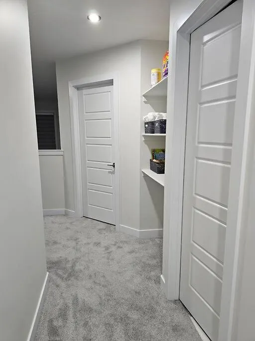 Sleek Home In Trendy Community At Sw, Edmonton 0*,