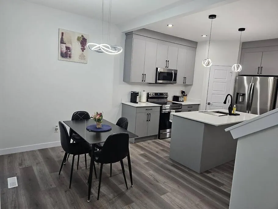 Sleek Home In Trendy Community At Sw, Edmonton 0*,  Canada