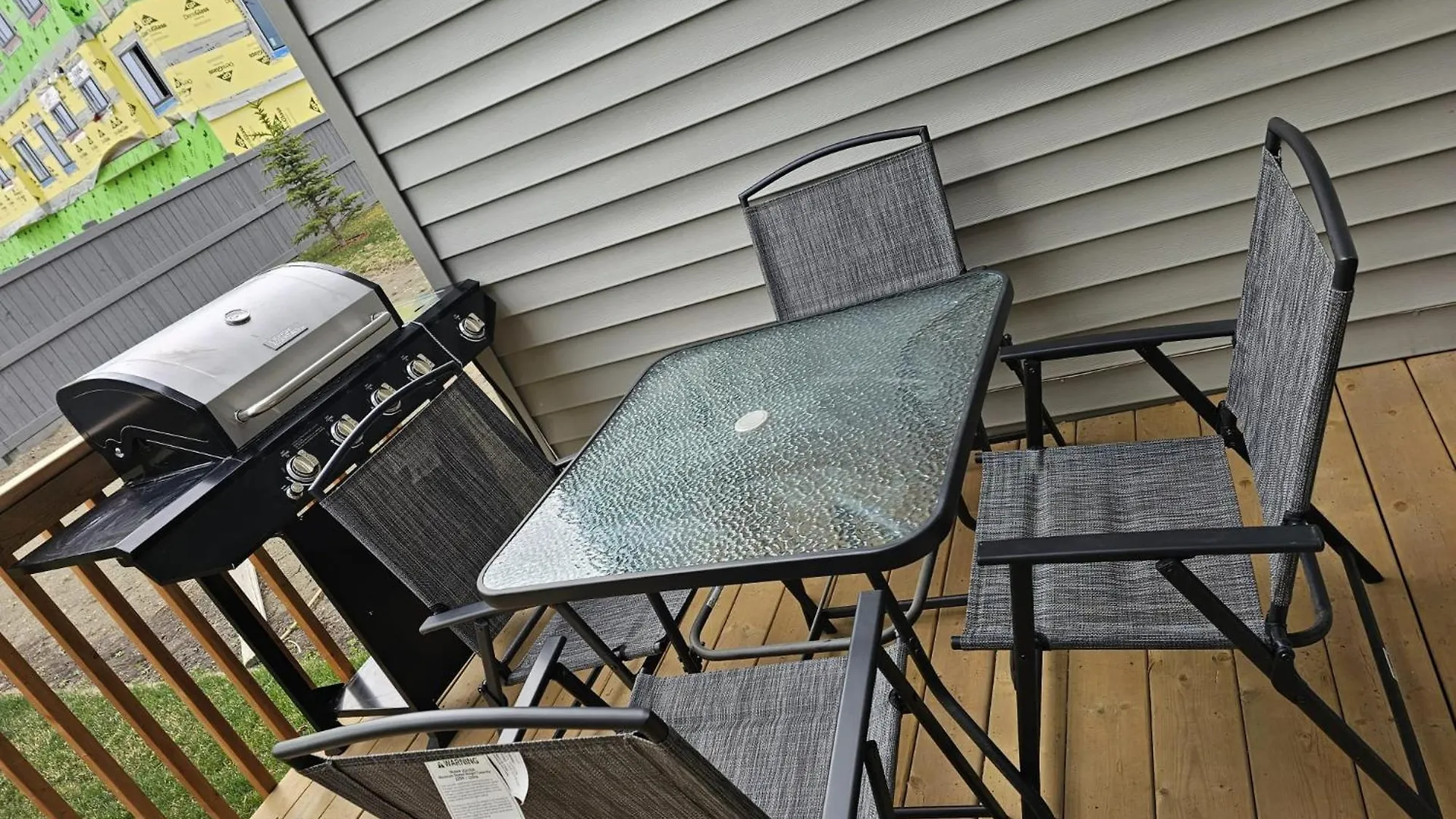 Sleek Home In Trendy Community At Sw, Edmonton contacts